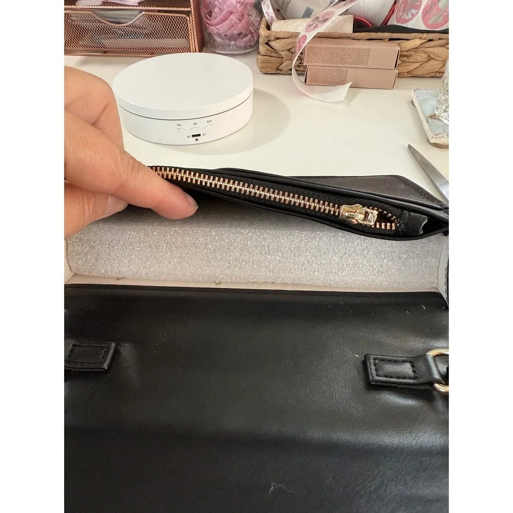Bebe Taffy Woven Chain Crossbody Bag Black MSRP 79‎